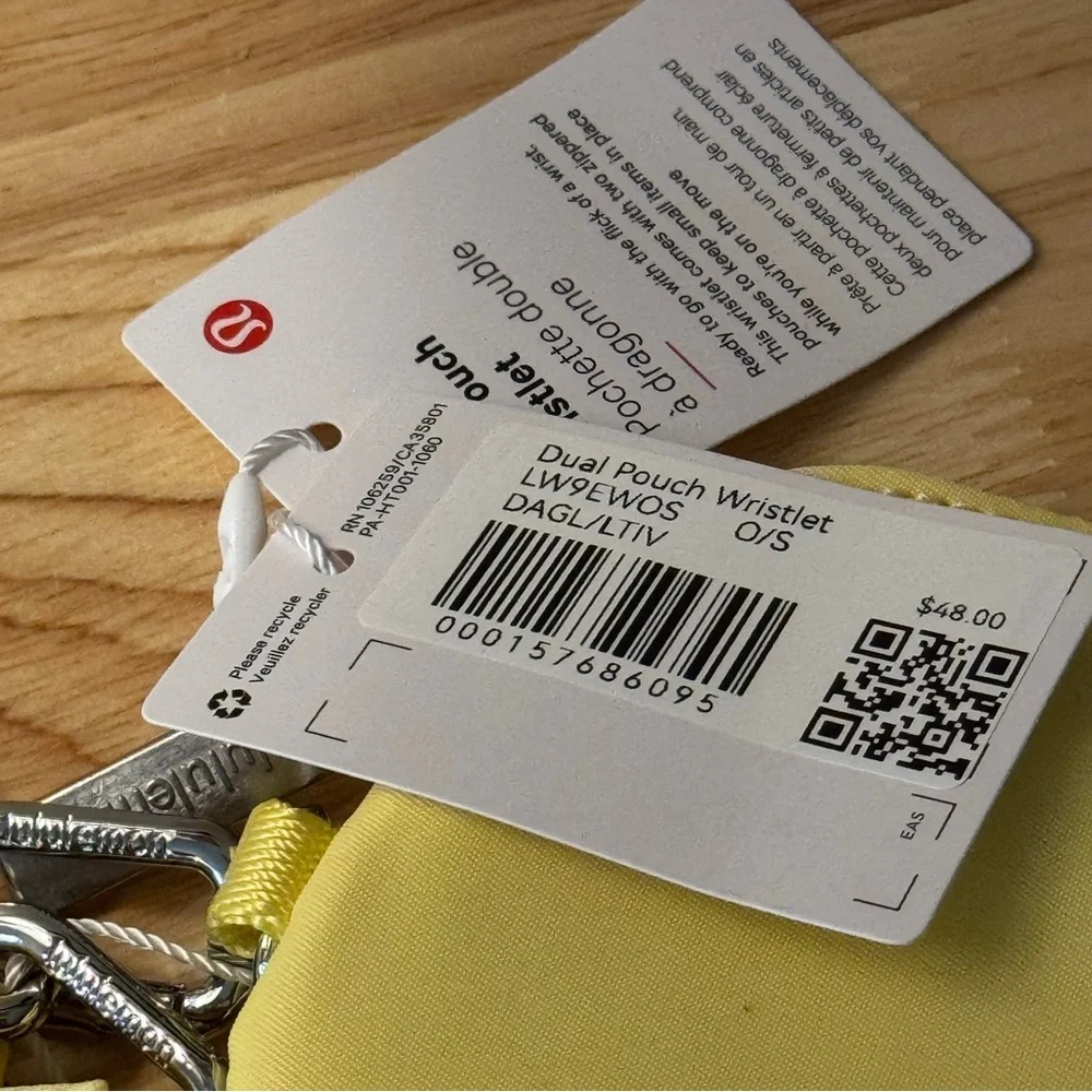 NWT Lululemon Dual Pouch Wristlet Daisy Yellow Light Ivory NWT - Picture 2 of 7